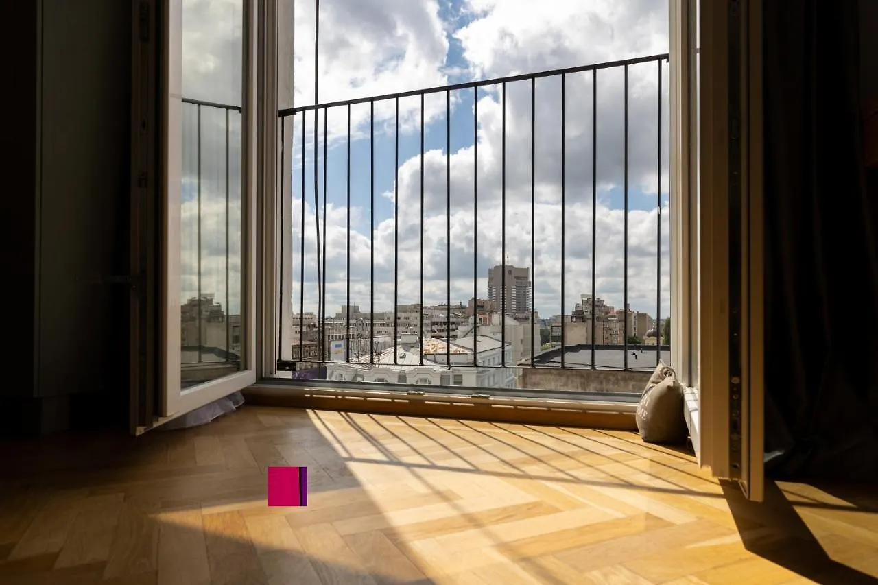 Metropole Apartments Panoramic Ateneum Bucureşti 0*,  România